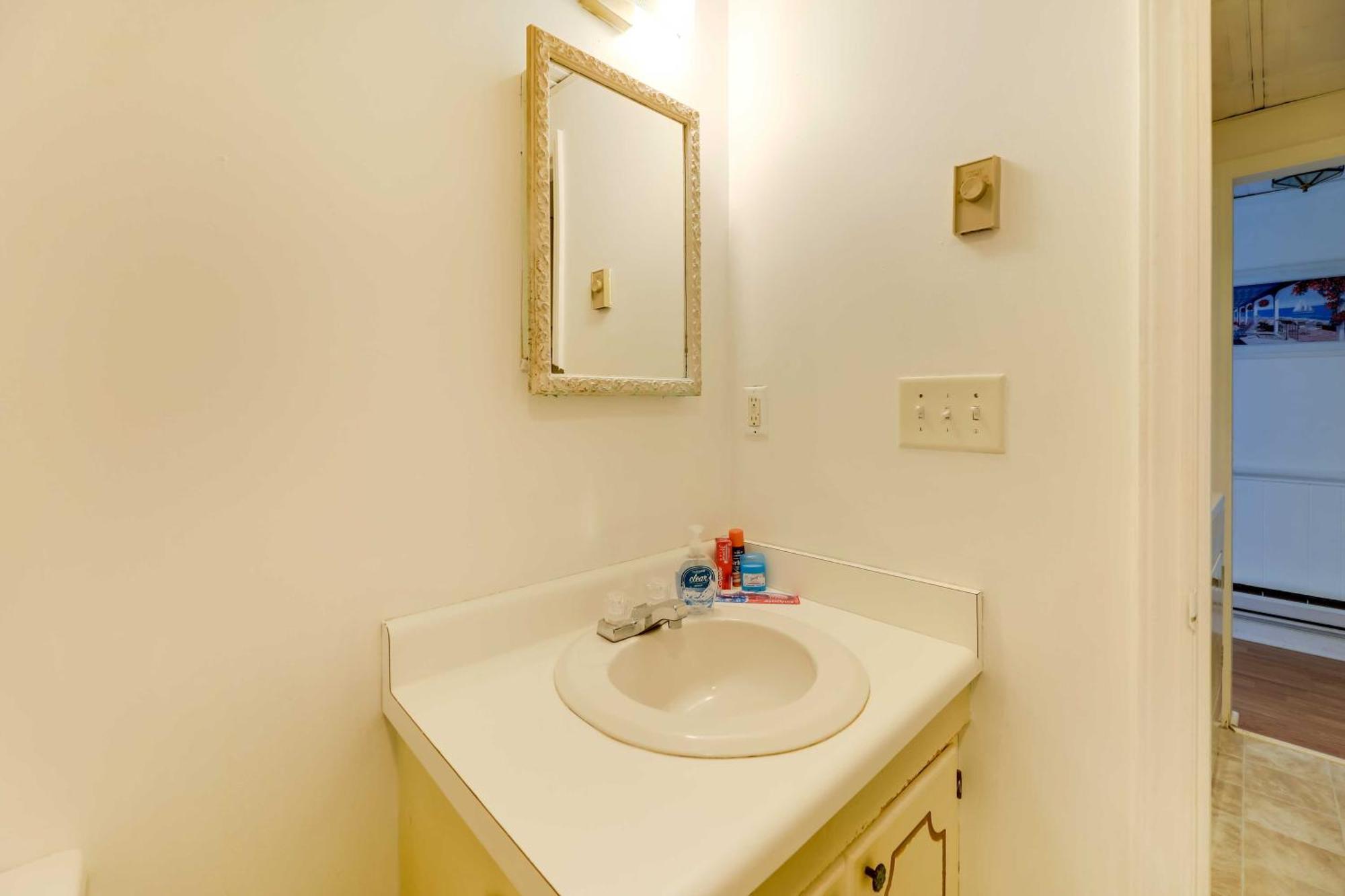 Hannahs Place - Quaint And Cozy Apt By The Beach! إمرالد أيسل المظهر الخارجي الصورة