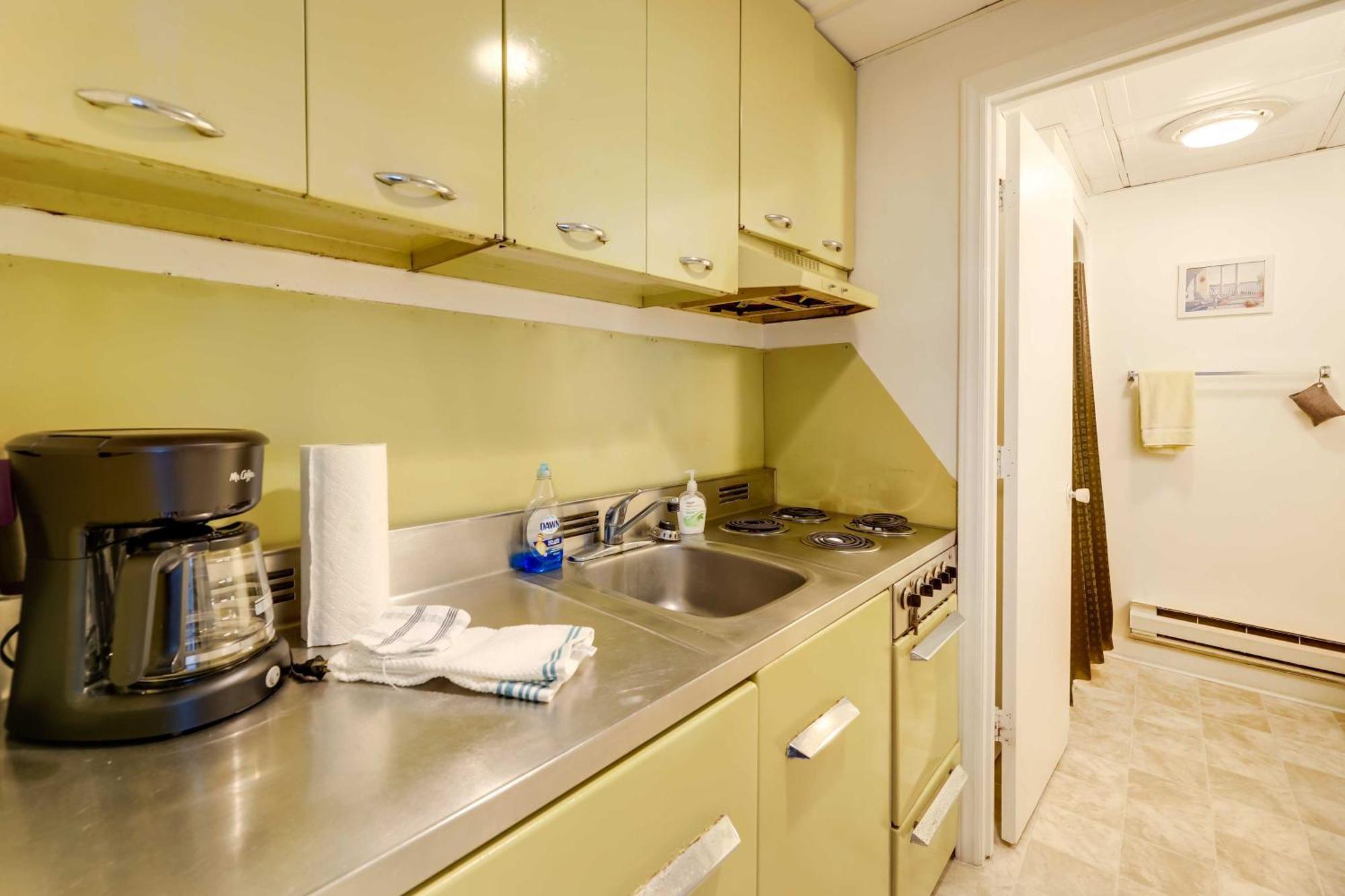 Hannahs Place - Quaint And Cozy Apt By The Beach! إمرالد أيسل المظهر الخارجي الصورة